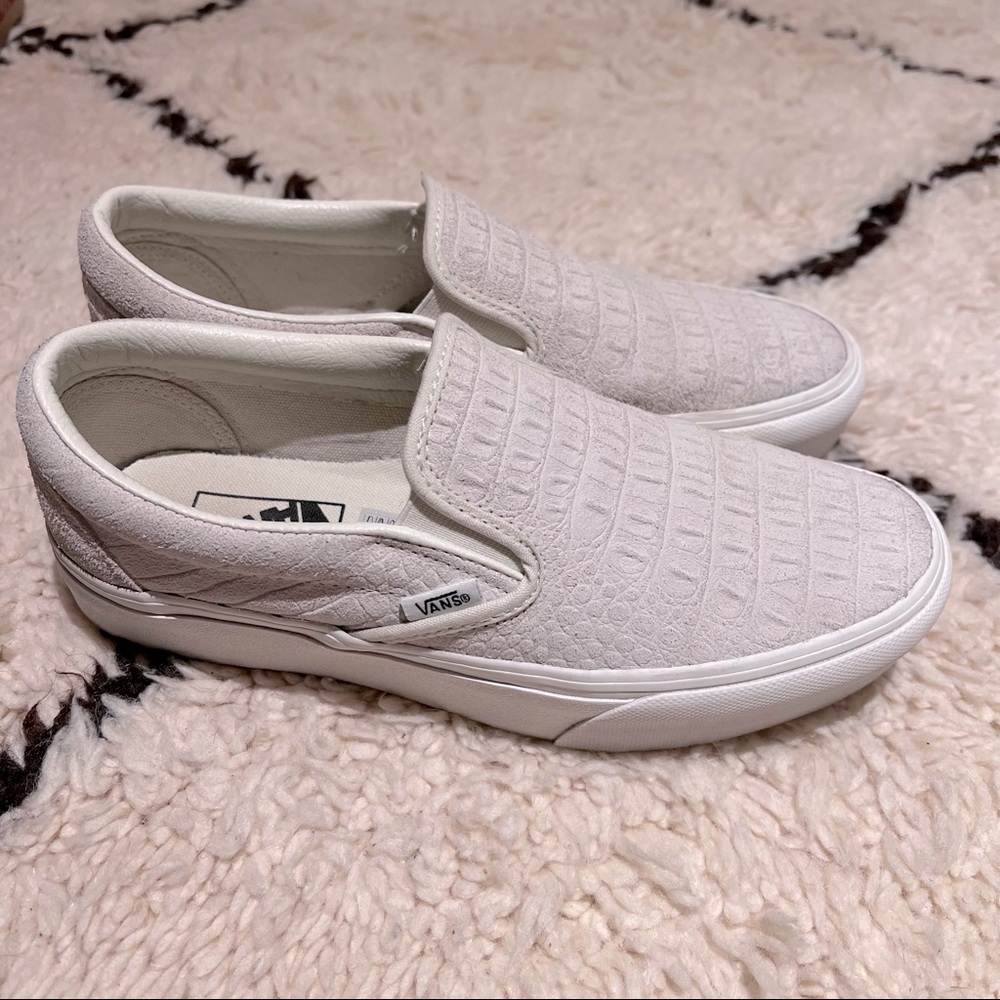 Vans classic slip on white embossed